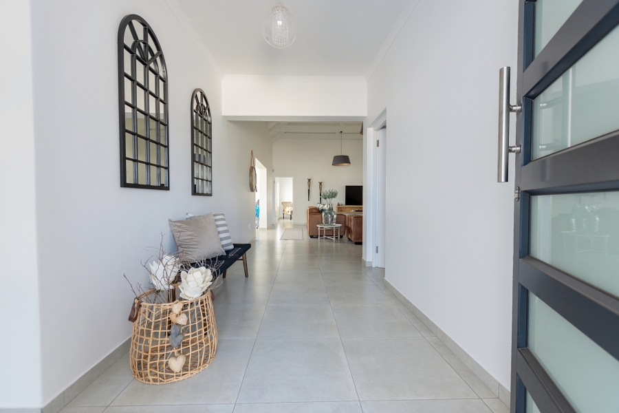 3 Bedroom Property for Sale in Britannia Bay Western Cape